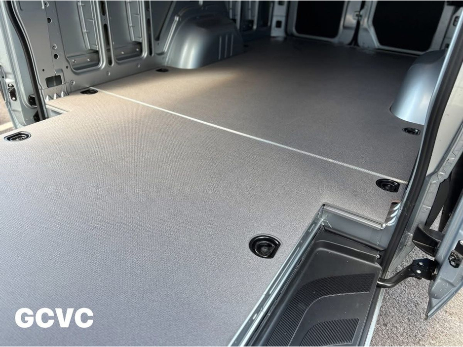 2026 Mercedes-Benz Sprinter 317LWB HIGH ROOF