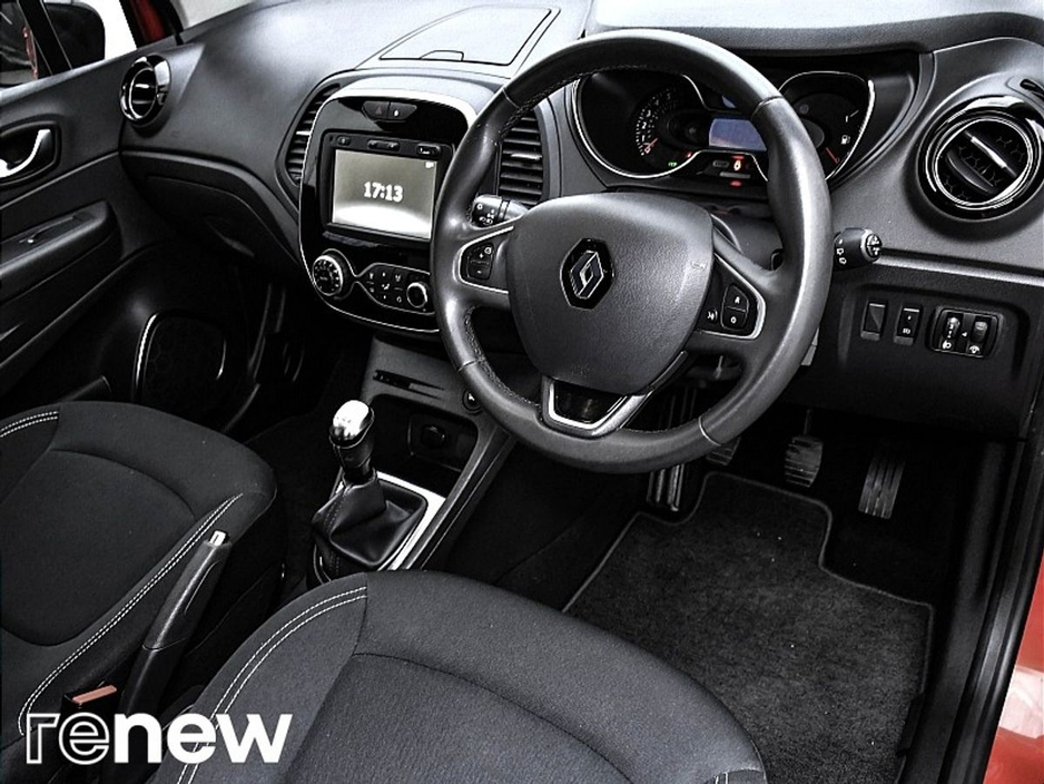 2020 Renault Captur Iconic TCe 90 MY19 EVAP €18,900