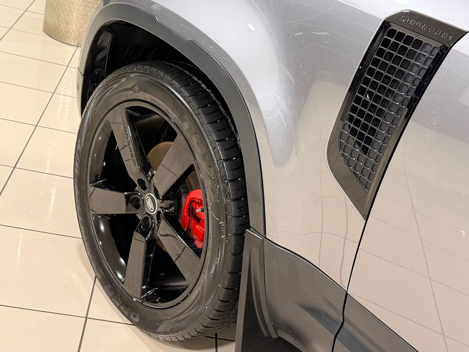 2023 Land Rover Defender 3.0 D300 COMMERCIAL 2 SEATER N1=LOW MILES//HUGE SPEC//1 OWNER=FULL LAND ROVER SERVICE HISTORY=TAILORED FINANCE PACKAGES AVAILABLE=TRADE IN'S WELCOME €64,995