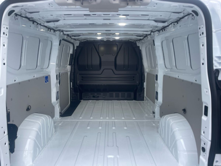 2025 Volkswagen Transporter  €36,475