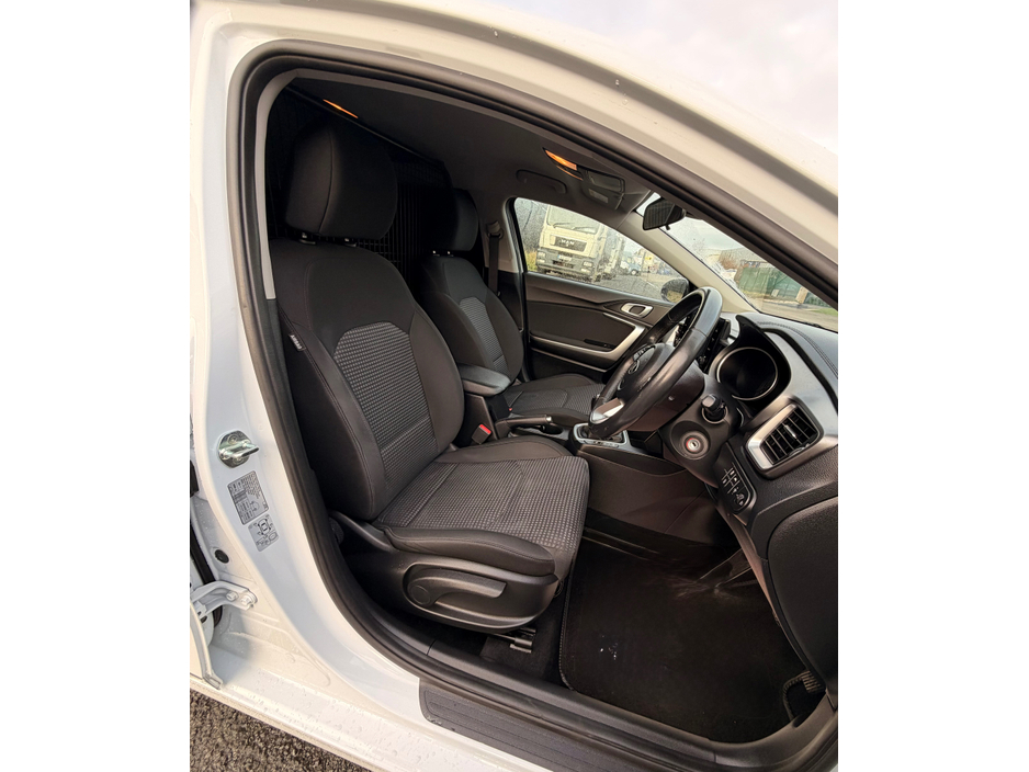 2021 Kia Ceed COMMERCIAL €12,154