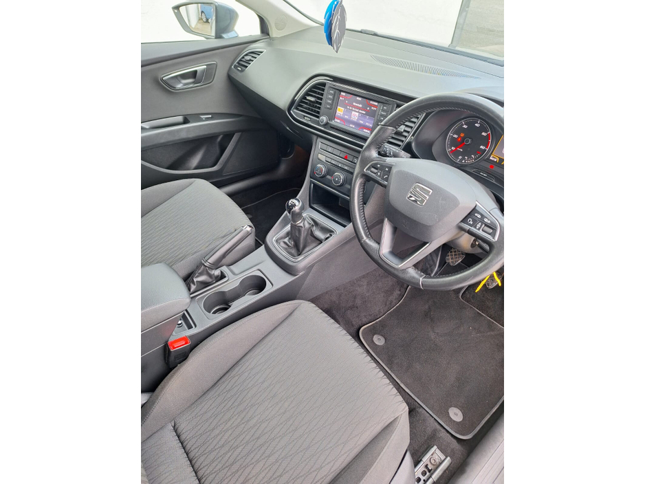 2015 SEAT Leon  €9,500