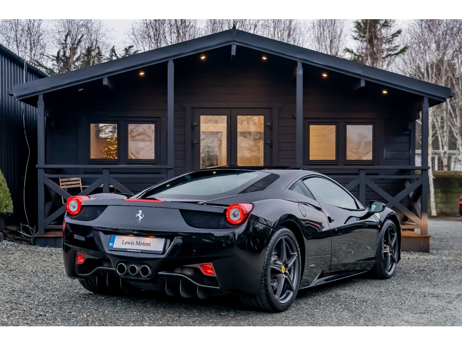 2013 Ferrari 458  €249,950