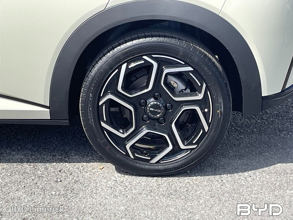 2026 BYD Dolphin "261 Delivery" BYD Dolphin, Comfort (60kWh, 204PS) Adaptive & Intelligent Cruise Control 12.8 Electric Rotary Touchscreen - Bluetooth & USB Heated Front Seats 17 Bi-Colour Alloy Wheels €33,460