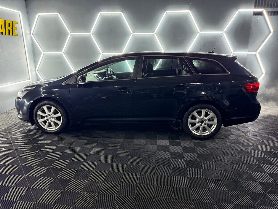 2013 Toyota Avensis 2.0 D-4D 125 BHP Terra €6,500