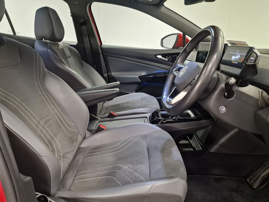 2022 Volkswagen ID.4 LIFE 77kWh 204HP €23,975