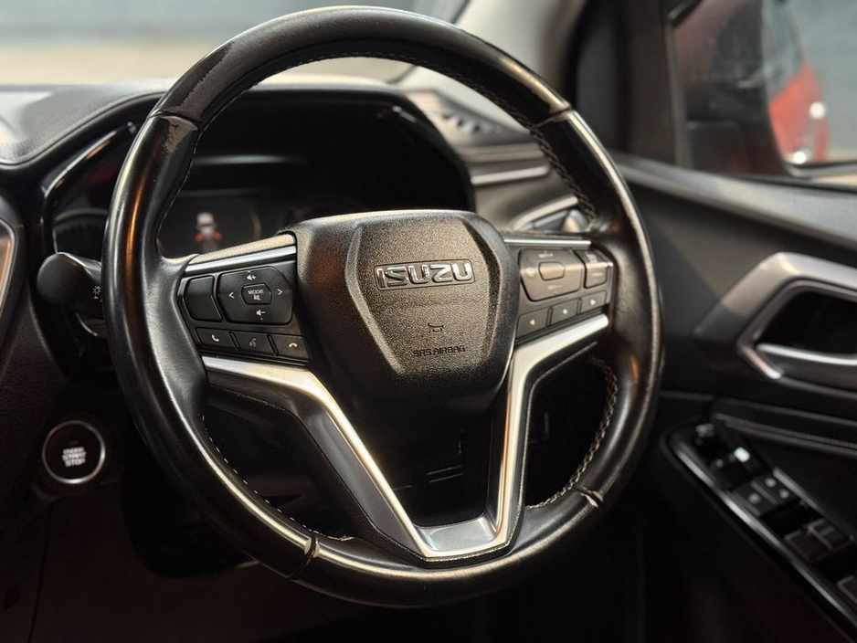 2021 Isuzu D-MAX DL40 DCB // 12 MONTH WARRANTY // SAME DAY FINANCE €26,750