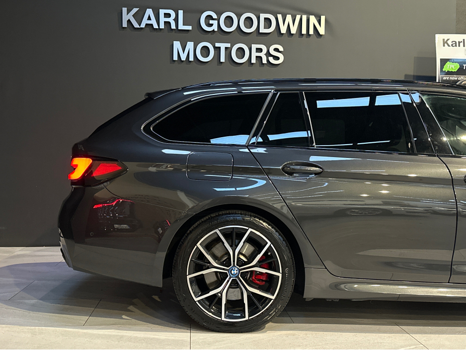 2023 BMW 5 Series 530E M SPORT TOURING AUTO €39,950