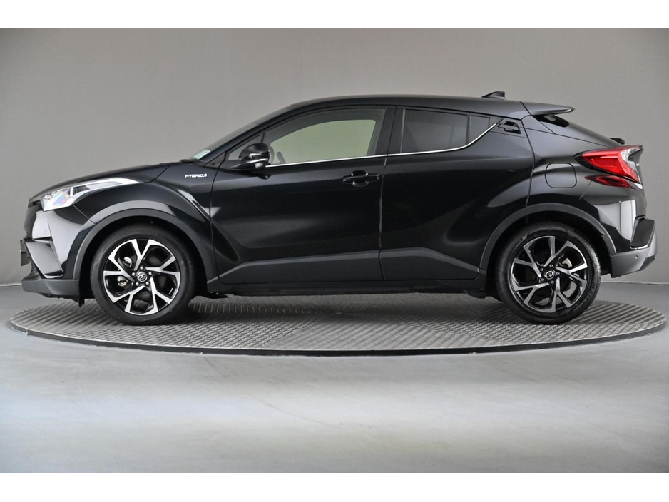 2017 Toyota C-HR 1.8 HYBRID LUNA *HALF LEATHER*9"ANDROID CAR PLAYER* €19,890