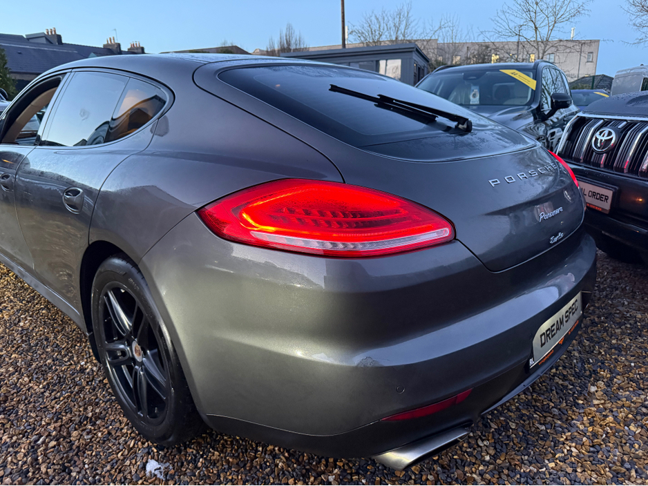 2014 Porsche Panamera PORSCHE PANAMERA 3.0 V6 FACELIFT 300BHP TURBO LOOK,SUNROOF ,HEATED SEATS ,REVERSE CAMERAS,SAT NAV ,PREMIUM TURBO LEATHER (rare) €29,840