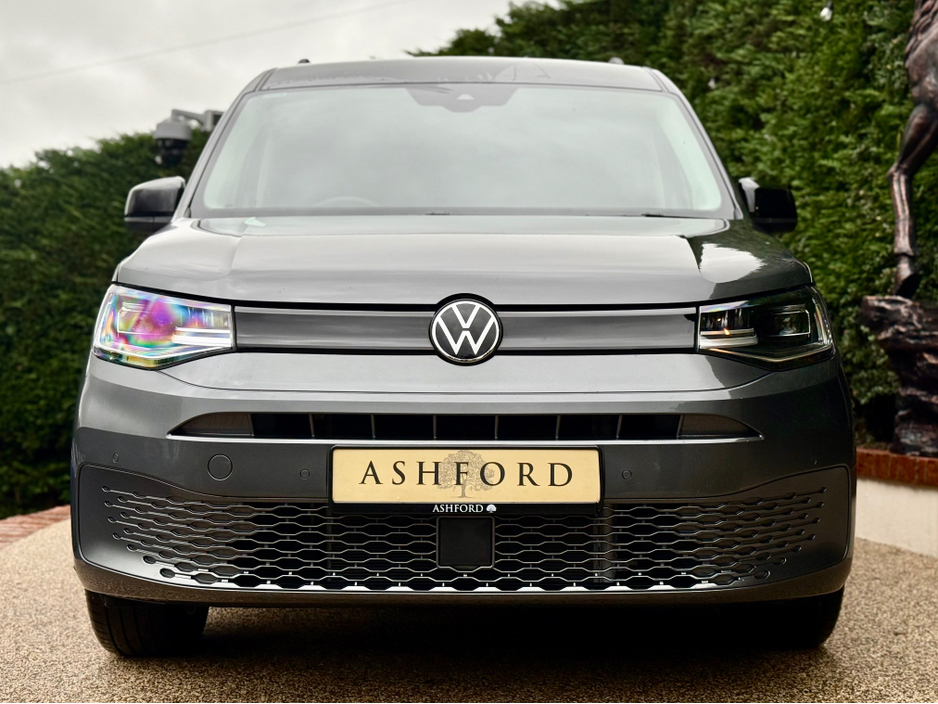 2025 Volkswagen Caddy CARGO ED TDI 122BHP A7F 2 €32,950