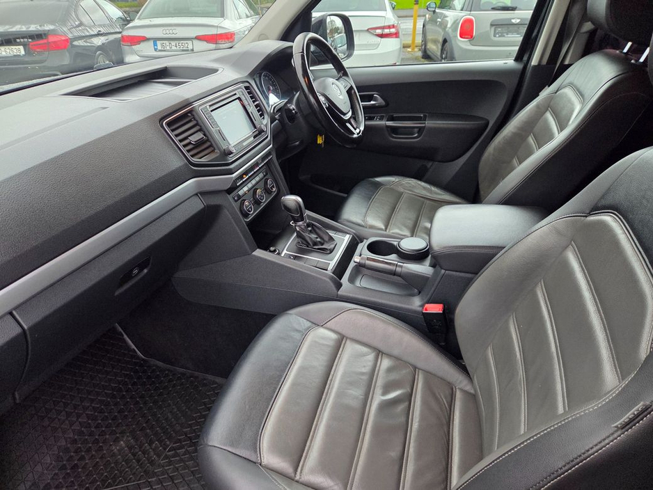 2017 Volkswagen Amarok DC V6 TDI HIGHLINE 4MOTION €25,500