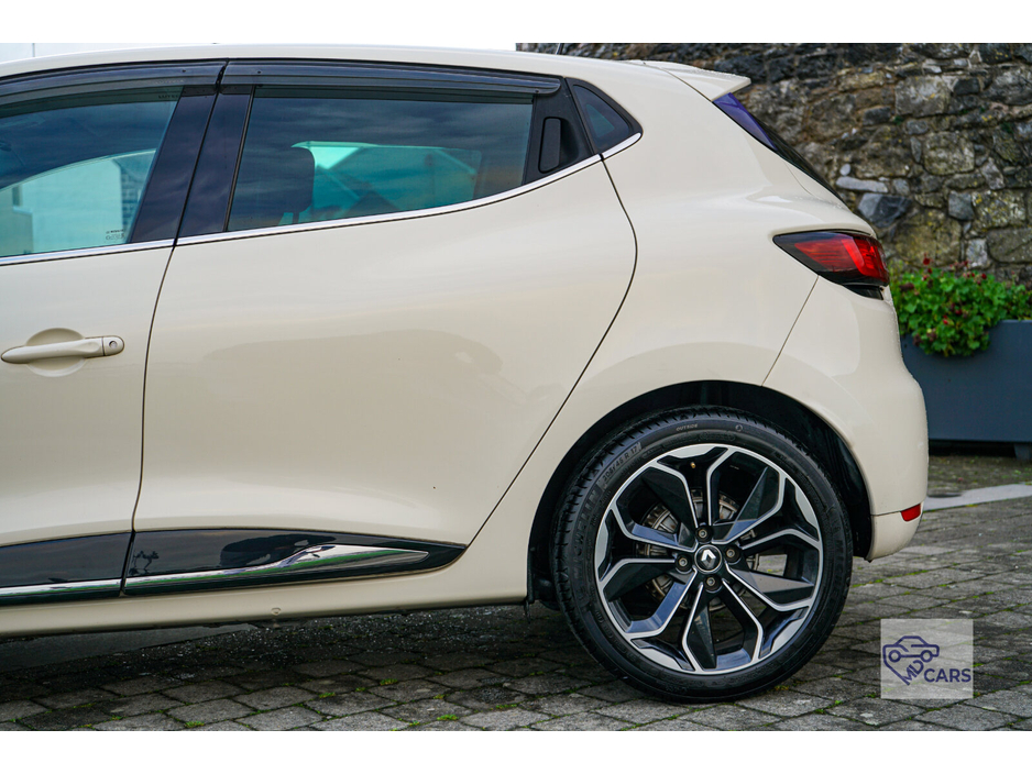 2017 Renault Clio 1.2 16V 75 EXPRESSION €11,500