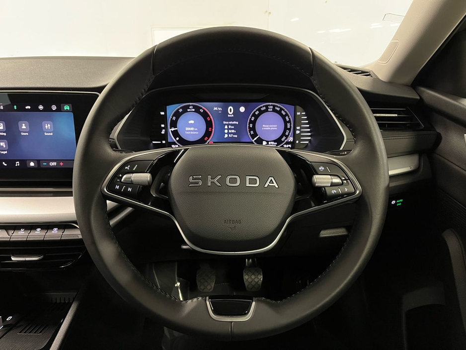 2025 Skoda Octavia Selection 2.0TDI 115BHP - Reversing Camera - Climate Control - Cruise Control - Apple CarPlay/Android Auto - Auto Lights/Wipers €32,950