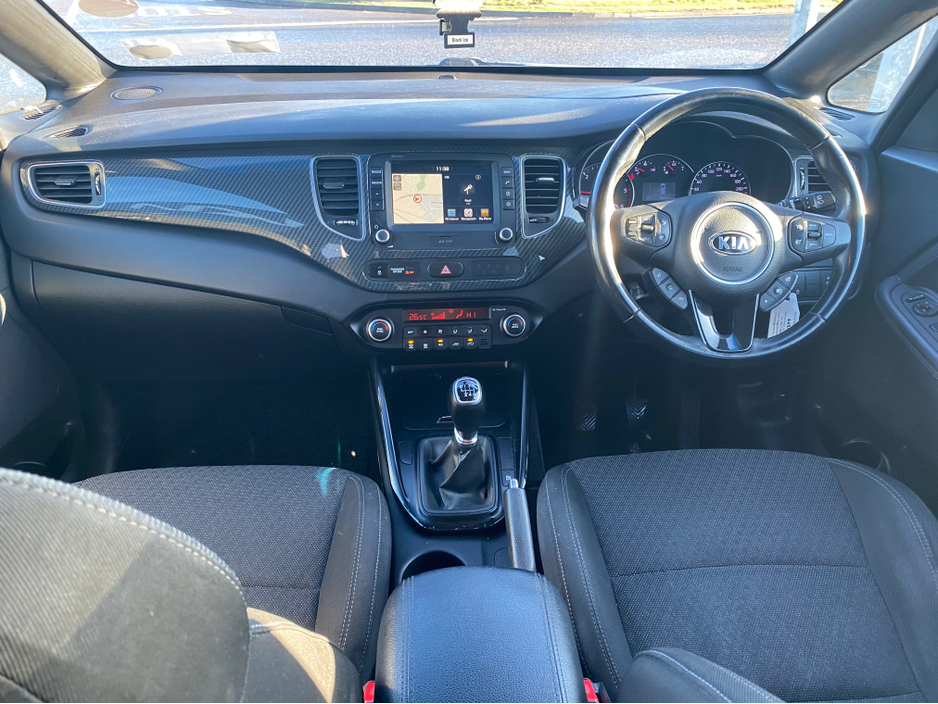2017 Kia Carens OR RONDO EX 5DR €11,900