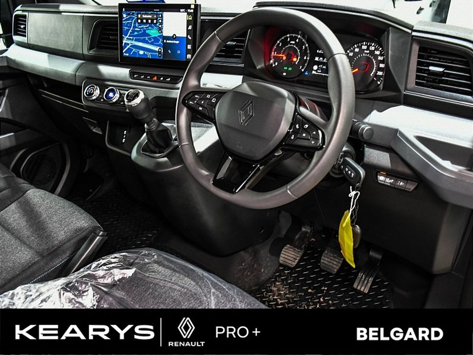 2025 Renault Master ADVANCE 130BHP LWB @ KEARYS BELGARD €30,895
