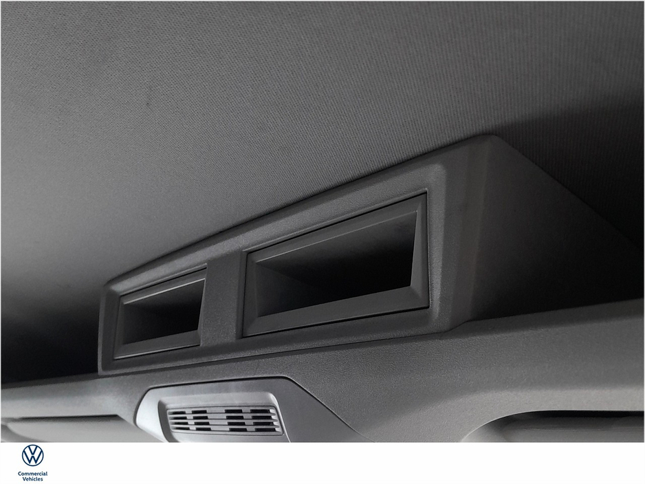 2022 Volkswagen Crafter VAN 35 2.0TDI 177BHP MEDIUM WHEEL BASE HIGHLINE AUTOMATIC 4-MOTION WITH TOWBAR & HEATED SEATS (VAT INVOICE) €32,516