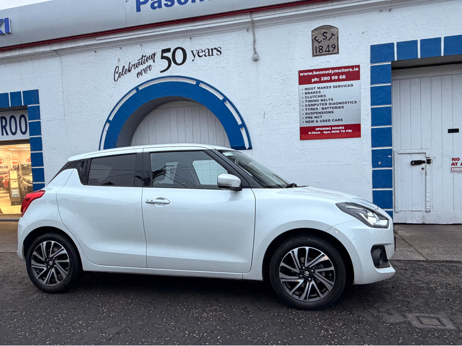 2022 Suzuki Swift SZ5 HYBRID  1.2 REVERSING CAMERA ,  UP TO 6 YEARS WARRANTY  5DR €16,450