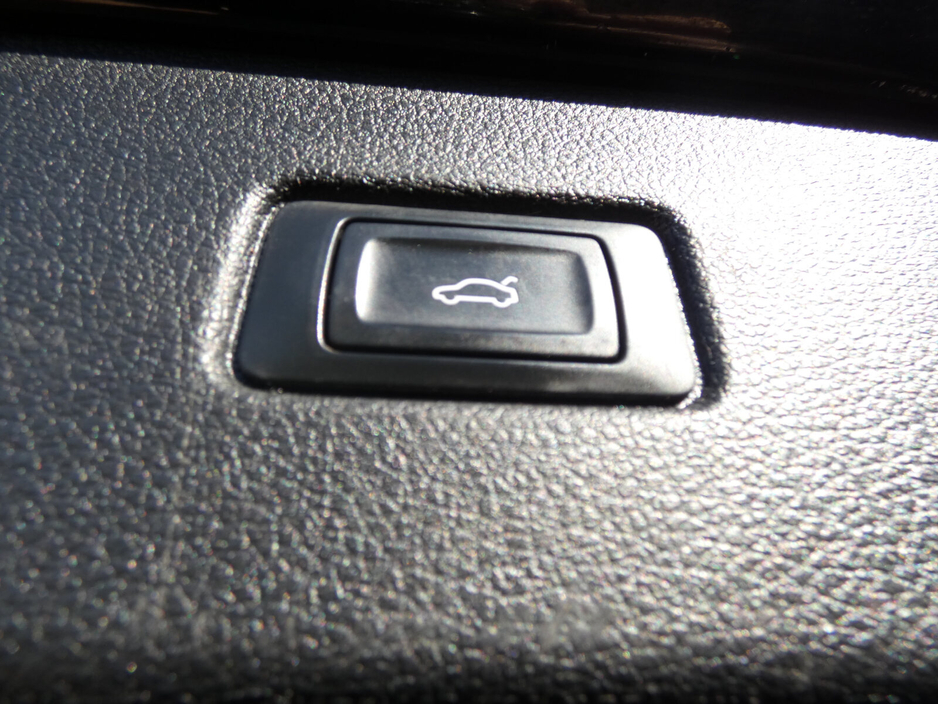 2017 Audi Q7  €26,980