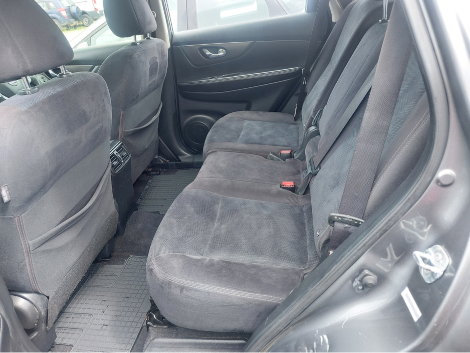 2016 Nissan X-Trail 1.6 DSL XE SP 5 SEAT E E6 4DR €9,500