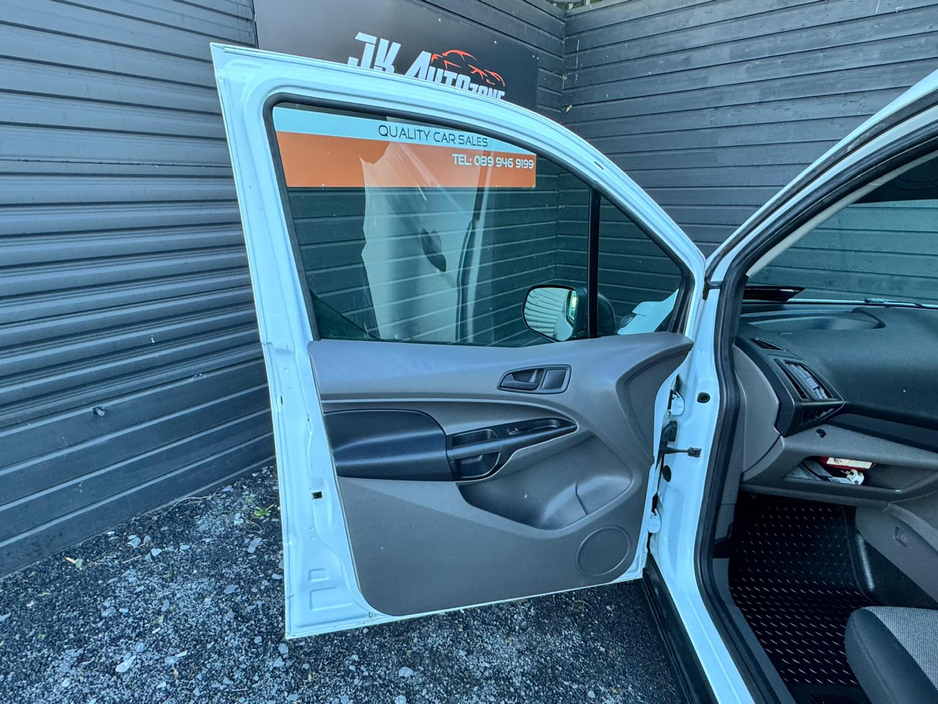 2020 Ford Transit Connect BASE SWB 1.5 3 SEATER €9,995