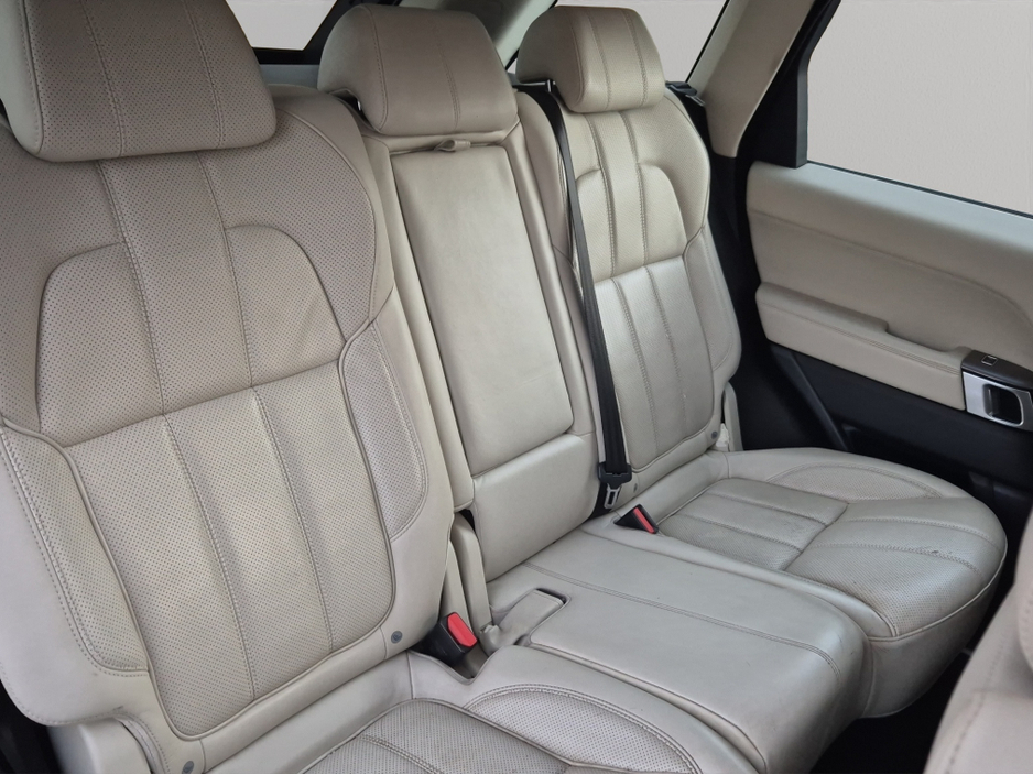 2013 Land Rover Range Rover Sport 3.0 TDV6 HSE 5DR AUTO *** NEW MODEL **** LOW KMS **** BEST AVAILABLE **** 1 LADY OWNER ****  REVERSE CAMERA *** HEATED SEATS *** ORIGINAL  IRISH SUPPLIED CAR *** €24,950