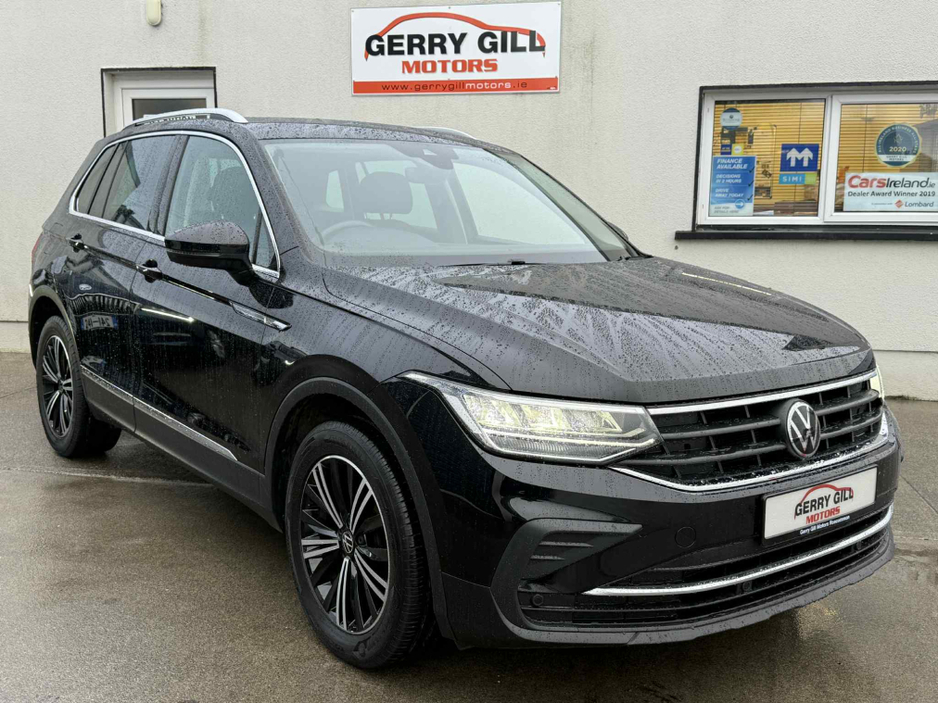 2023 Volkswagen Tiguan LIFE 2.0 TDI MANUAL 6SPEED FWD 122BHP €36,950