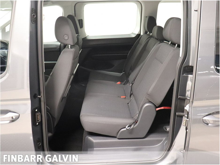 2025 Volkswagen Caddy Maxi Life CADDY LIFE TDI 122HP A7F €47,950