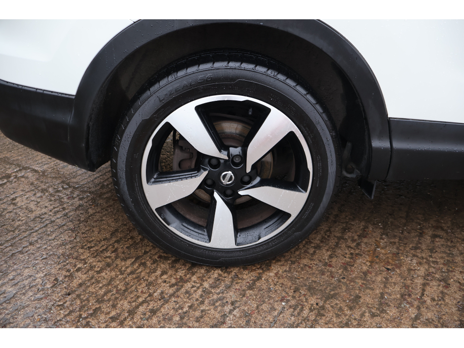 2017 Nissan Qashqai N-CONNECTA 360  Great Spec Exceptional Condition! €13,995