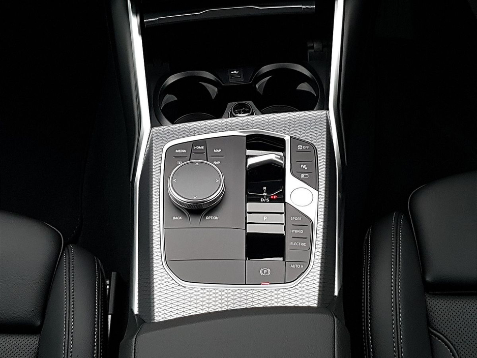 2026 BMW 3 Series 330e M Sport Saloon €66,221