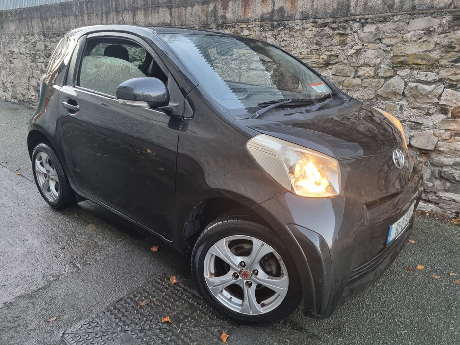 2010 Toyota iQ 1.0 VVT-I Strata 4 Seater €2,950