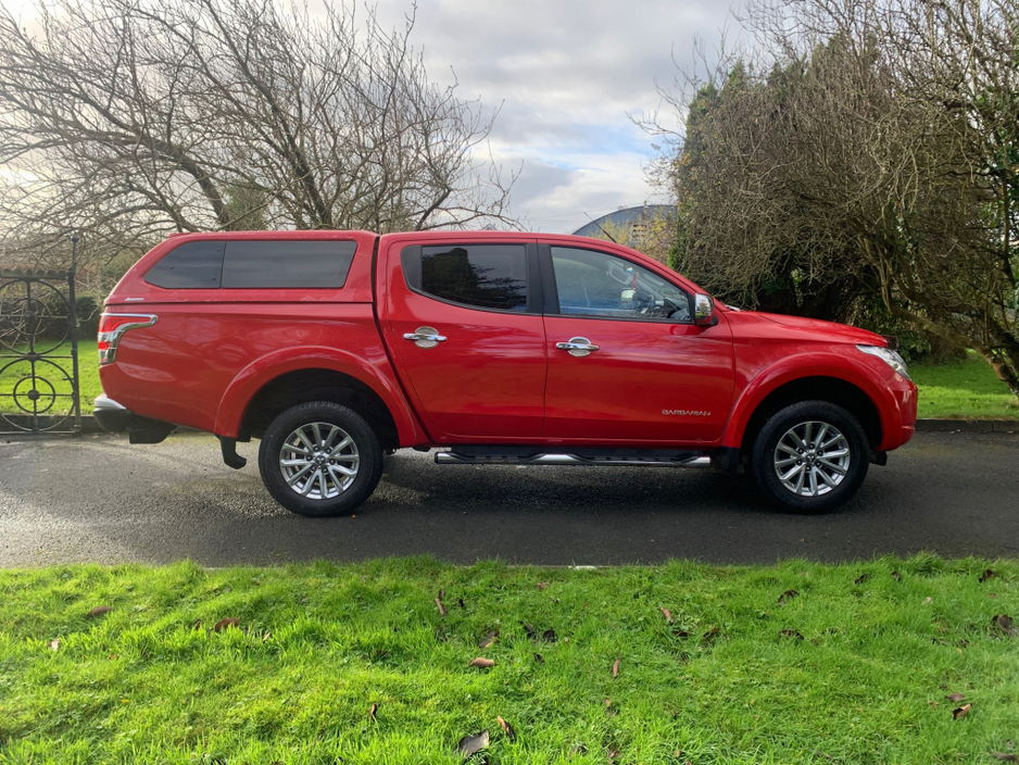 2015 Mitsubishi L200 DID BARBARIAN DCB 4DR 2.5 CR 4WORK €15,995