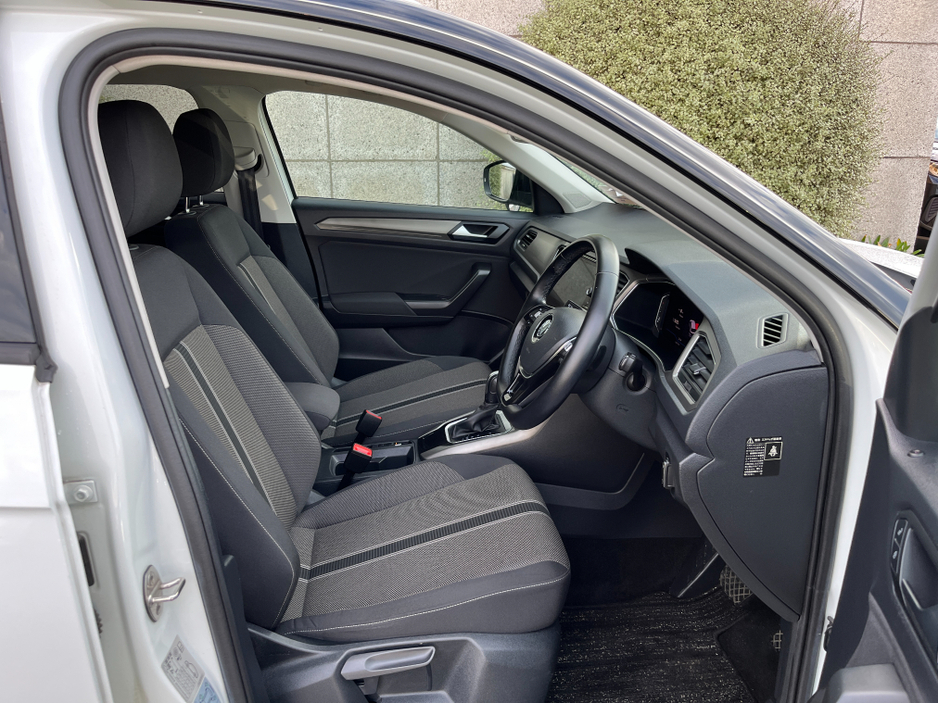 2020 Volkswagen T-Roc STYLE AUTOMATIC 2.0 DIESEL //KEYLESS ENTRY//ADAPTIVE CRUISE CONTROL//REVERSE CAMERA// €23,950