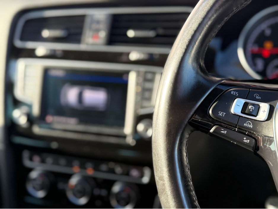 2017 Volkswagen Golf HIGHLINE 1.6 TDI MANUAL 5SPEED 110HP 5DR €17,750