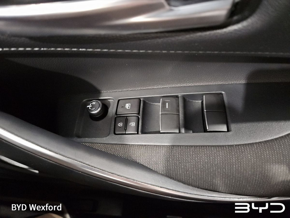 2024 Toyota Corolla Corolla Icon Hev Cvt Icon 140 VVT-h Auto Start/Stop €27,975