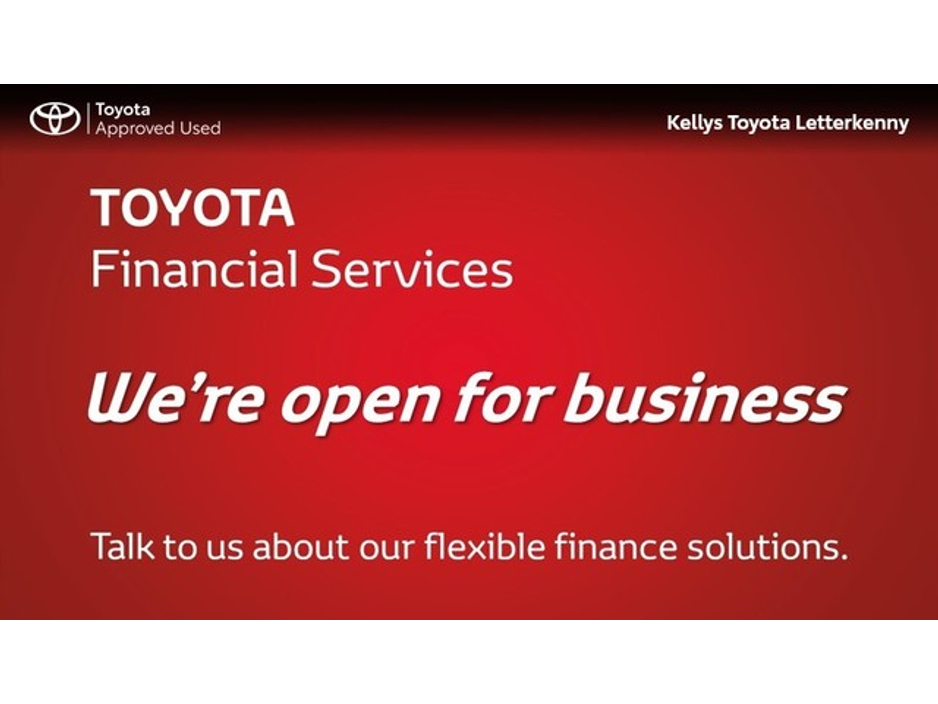 2025 Toyota Corolla Cross COROLLA CROSS 1.8 LUNA #174 €37,490