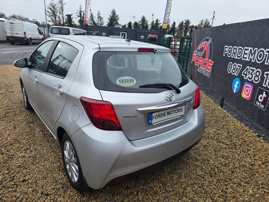 2015 Toyota Yaris 1.0 VVT-i 3Dr Sol €7,950