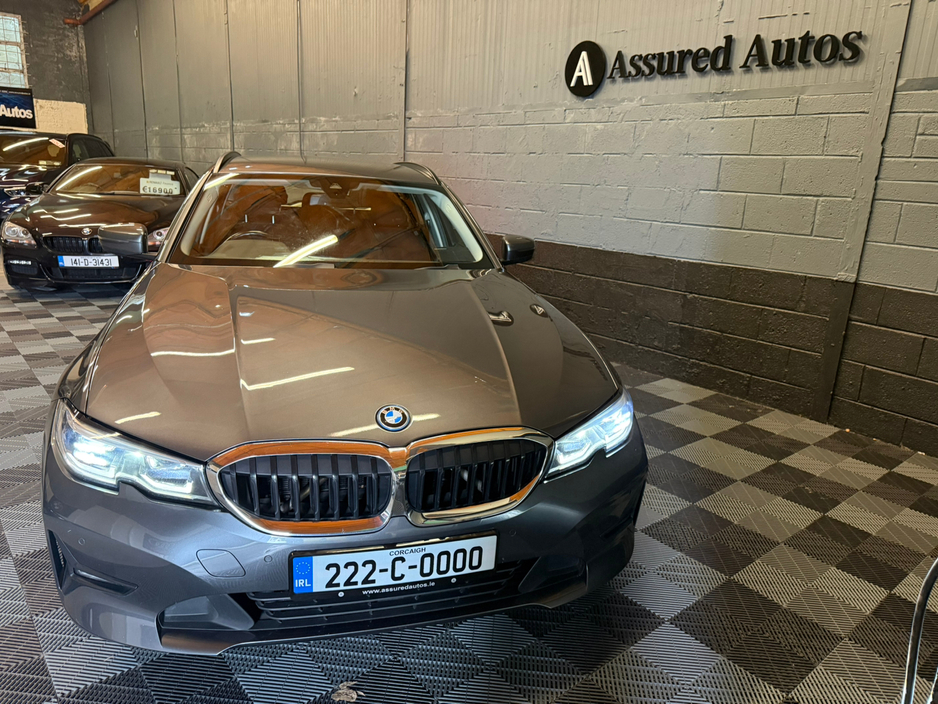2021 BMW 3 Series 330e SE Pro Auto €21,900