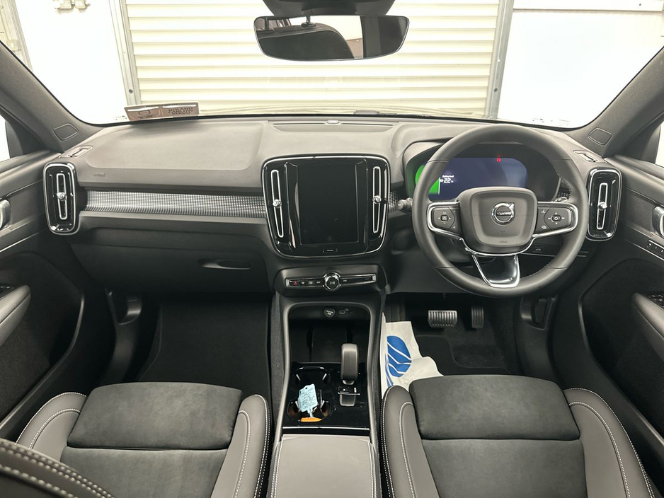 2026 Volvo EX40 PLUS BEV *466KMS RANGE* €110 P/W ON PCP €48,990