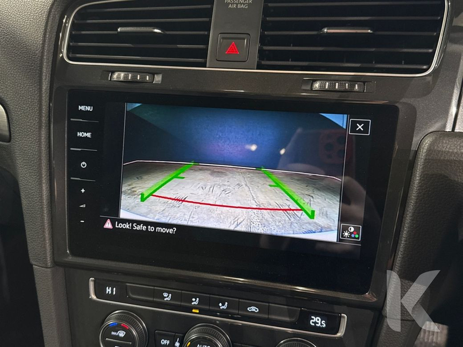 2019 Volkswagen Golf TSI COMFORT LINE - FACTORY ALLOYS - REVERSE CAMERA - DIGITAL DASH - CRUISE CONTROL - MULTI FUNCTION STEERING WHEEL €18,950