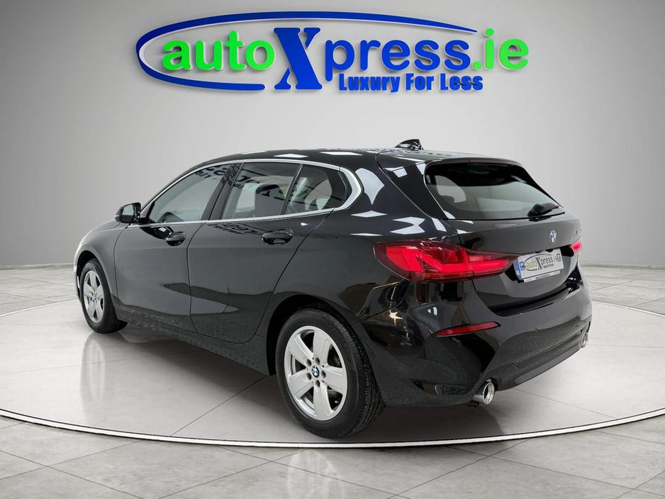 2021 BMW 1 Series 118D PLAY Automatic €25,995