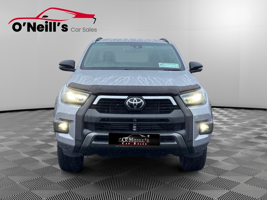 2024 Toyota Hilux *NO VAT* 2.8 INVINCIBLE AUTO #319 €51,999
