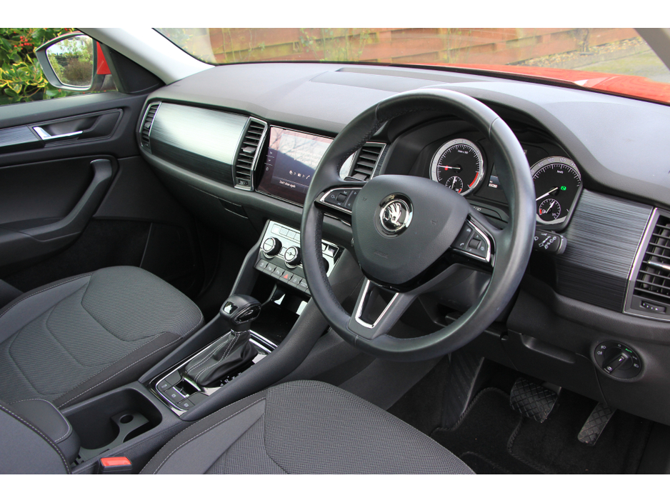 2018 Skoda Kodiaq DSG * Low KMs *Sunroof * 7 seats Huge spec €28,950