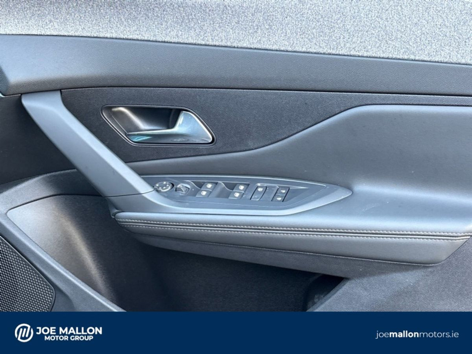 2026 Peugeot 408 1.2 Allure Hybrid €40,395