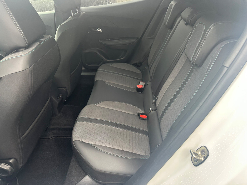 2022 Peugeot 2008 1.2 Puretech 100bhp Allure €21,895