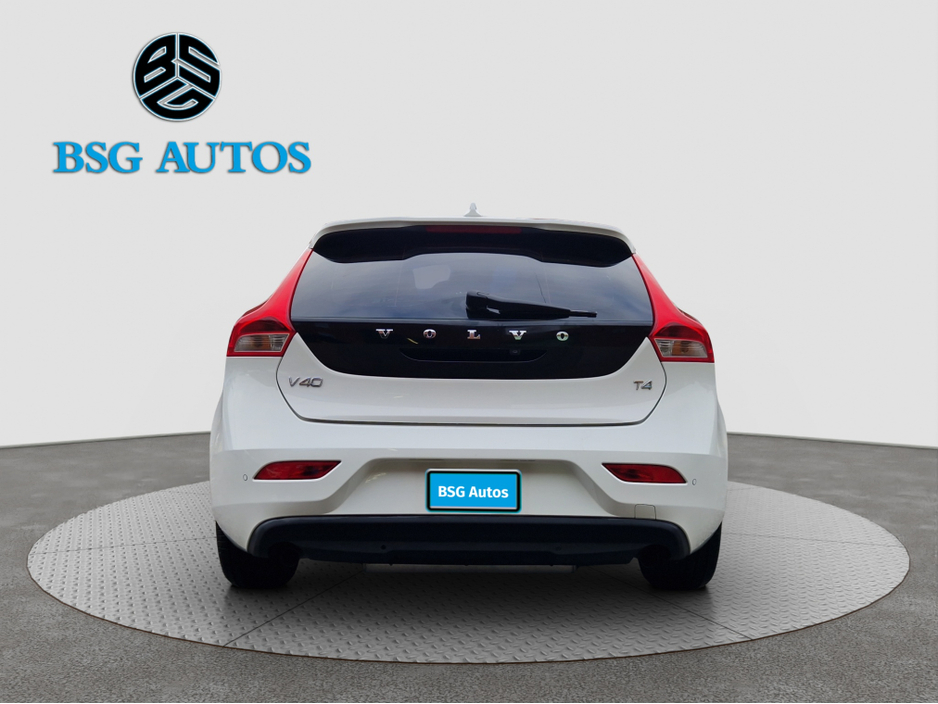 2015 Volvo V40 2015 T4 1.6 AUTOMATIC €12,495
