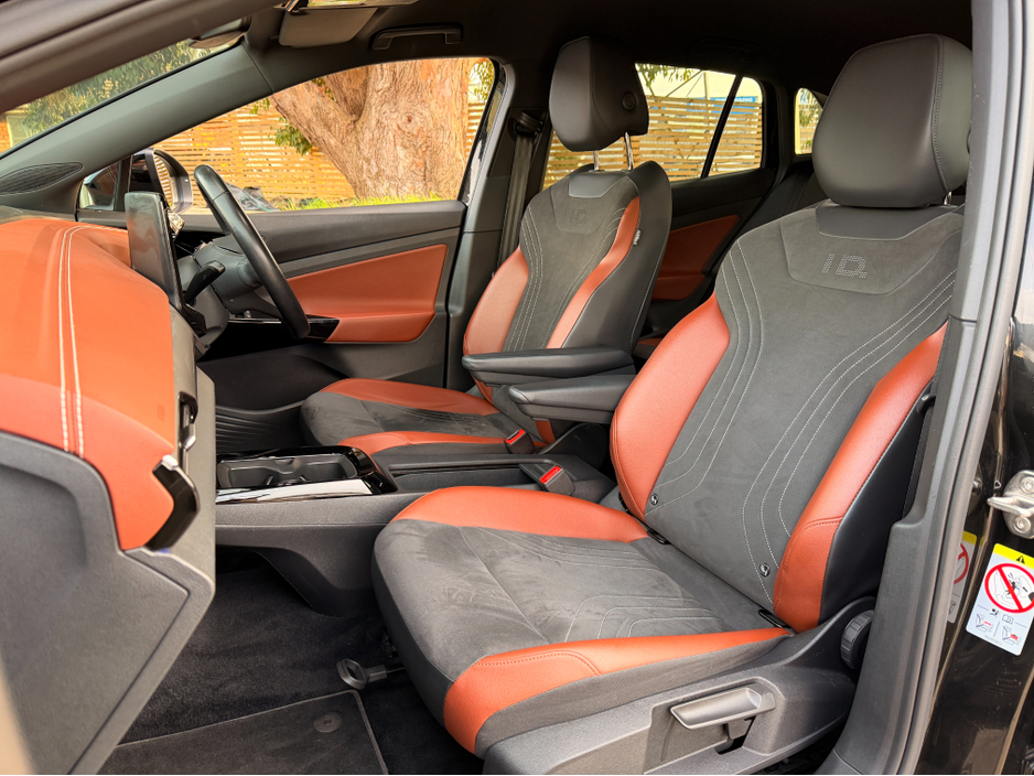 2022 Volkswagen ID.4 PRO 128 KW LIFE DX 77KWH 174BHP €22,750