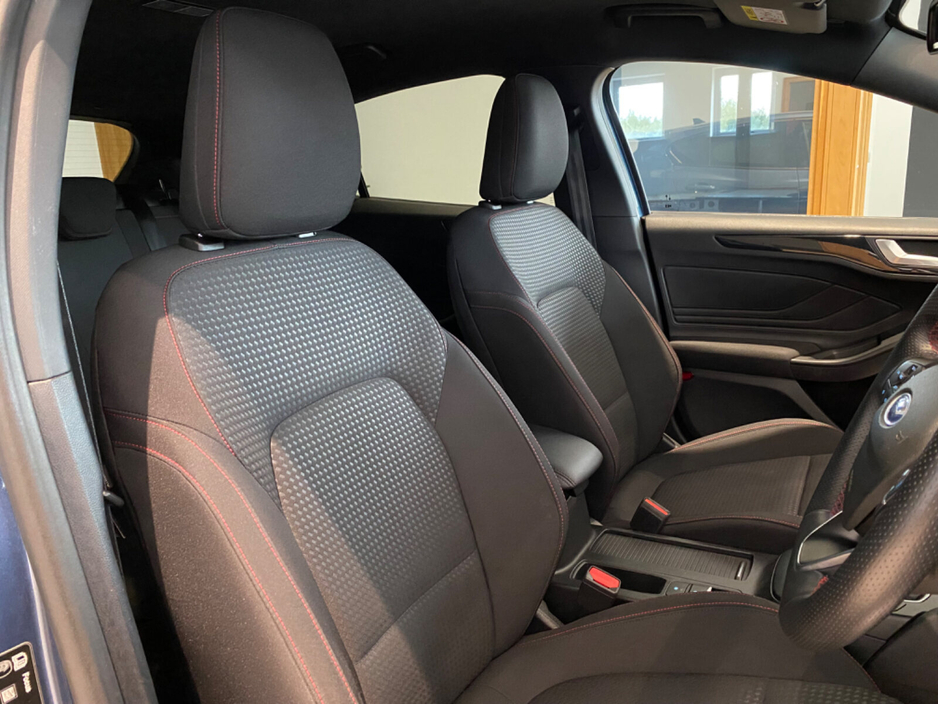 2021 Ford Focus 1.5L EcoBlue 120PS ST-Line €25,950