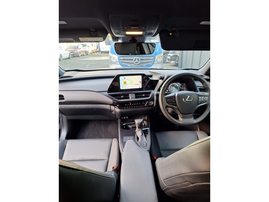 2023 Lexus UX 300 e UX 250h Dynamic €29,000