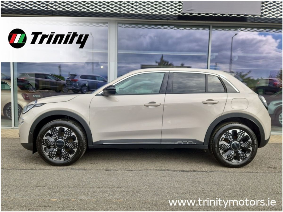 2026 Fiat 600 * ALL NEW FIAT 600 ELECTRIC * TRINITY MOTORS * €34,895